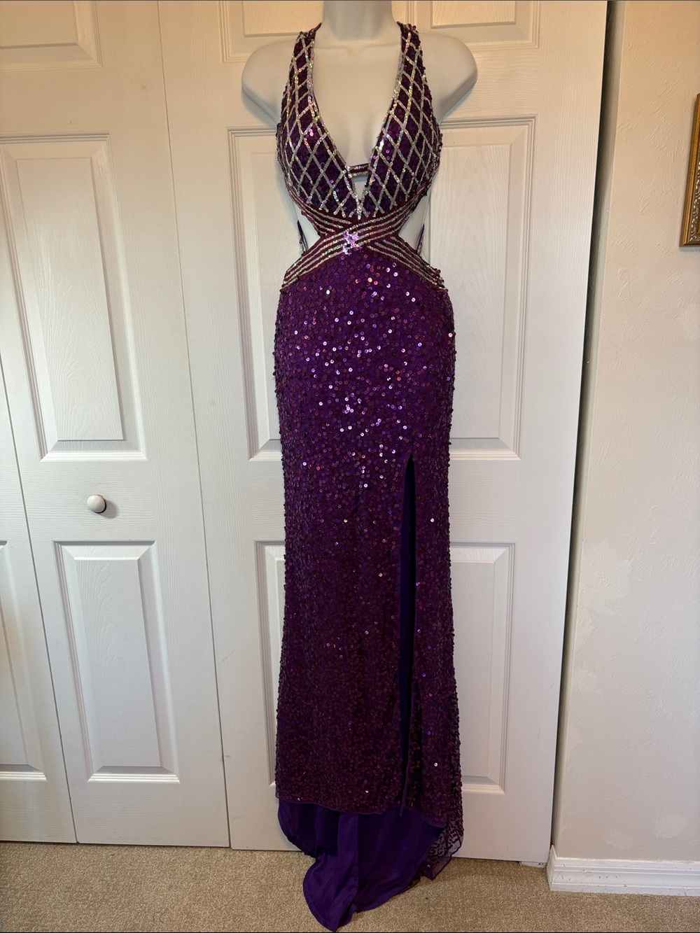 NWOT Primavera Couture Purple Sequin Cutout Evening Gown - Size 0.